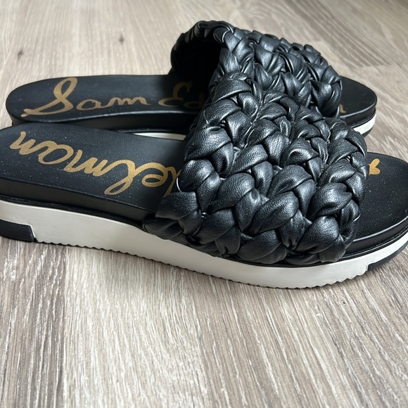 Sam Edelman slides - Picture 3 of 9